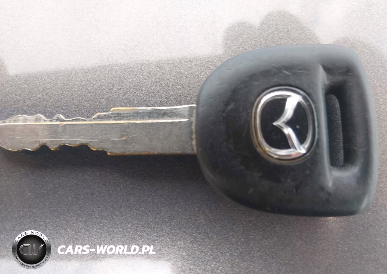 2007 Mazda Mazda3 S Touring VIN:JM1BK323471639854 - 11