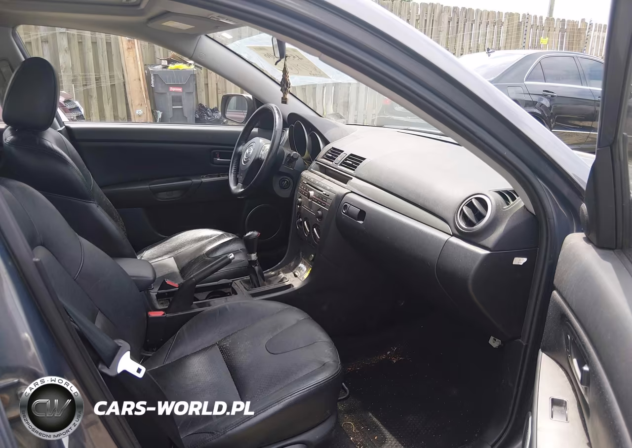 2007 Mazda Mazda3 S Touring VIN:JM1BK323471639854 - 5