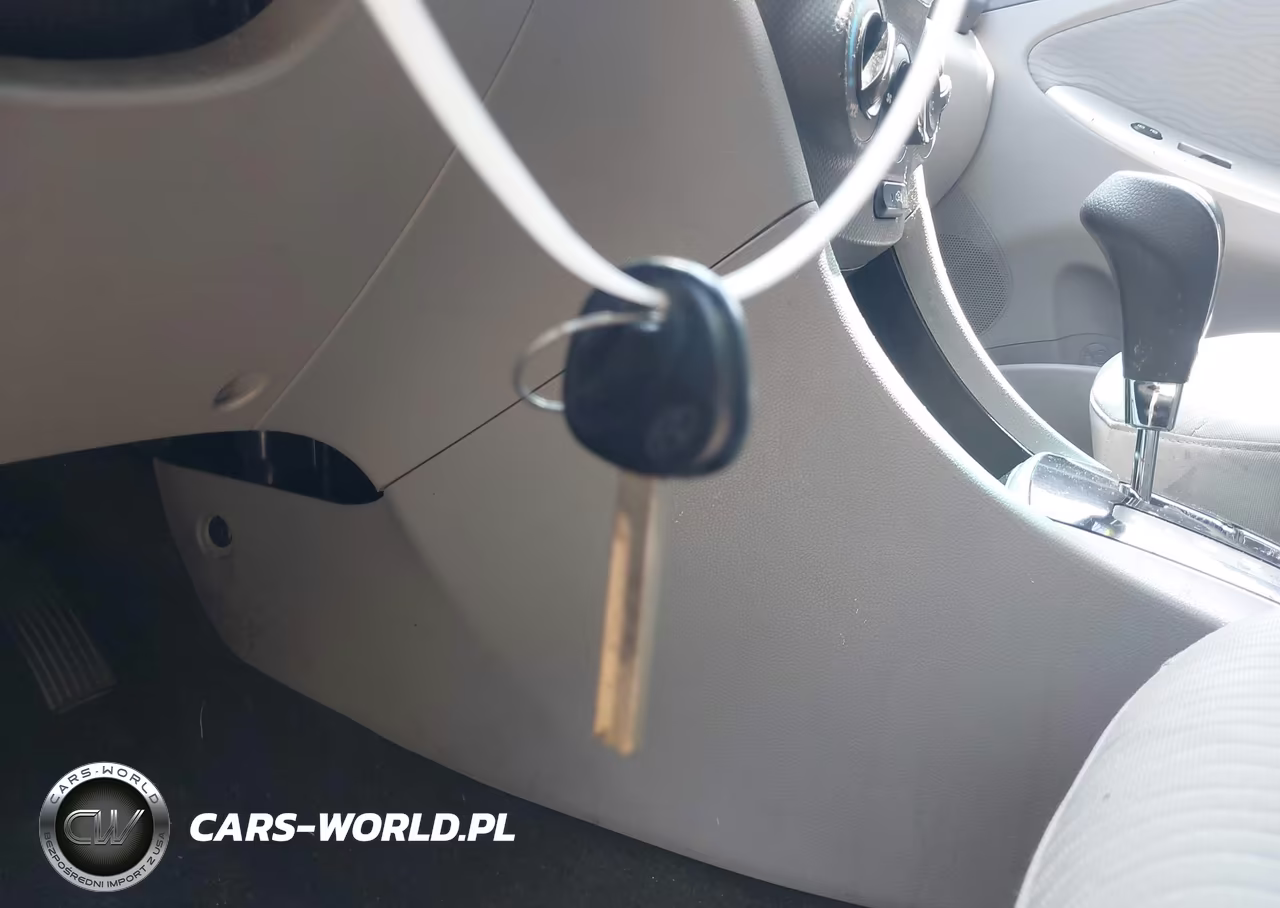 2012 Hyundai Accent Gls VIN:KMHCU4AE4CU117625 - 11