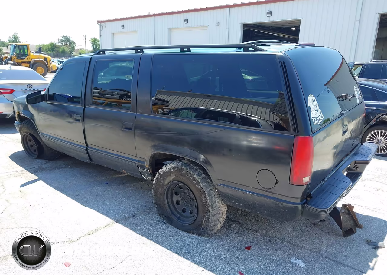 1997 Chevrolet Suburban 1500 VIN:1GNFK16R3VJ445051 - 3