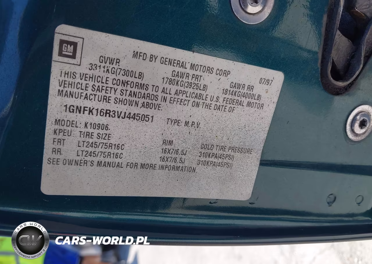 1997 Chevrolet Suburban 1500 VIN:1GNFK16R3VJ445051 - 9