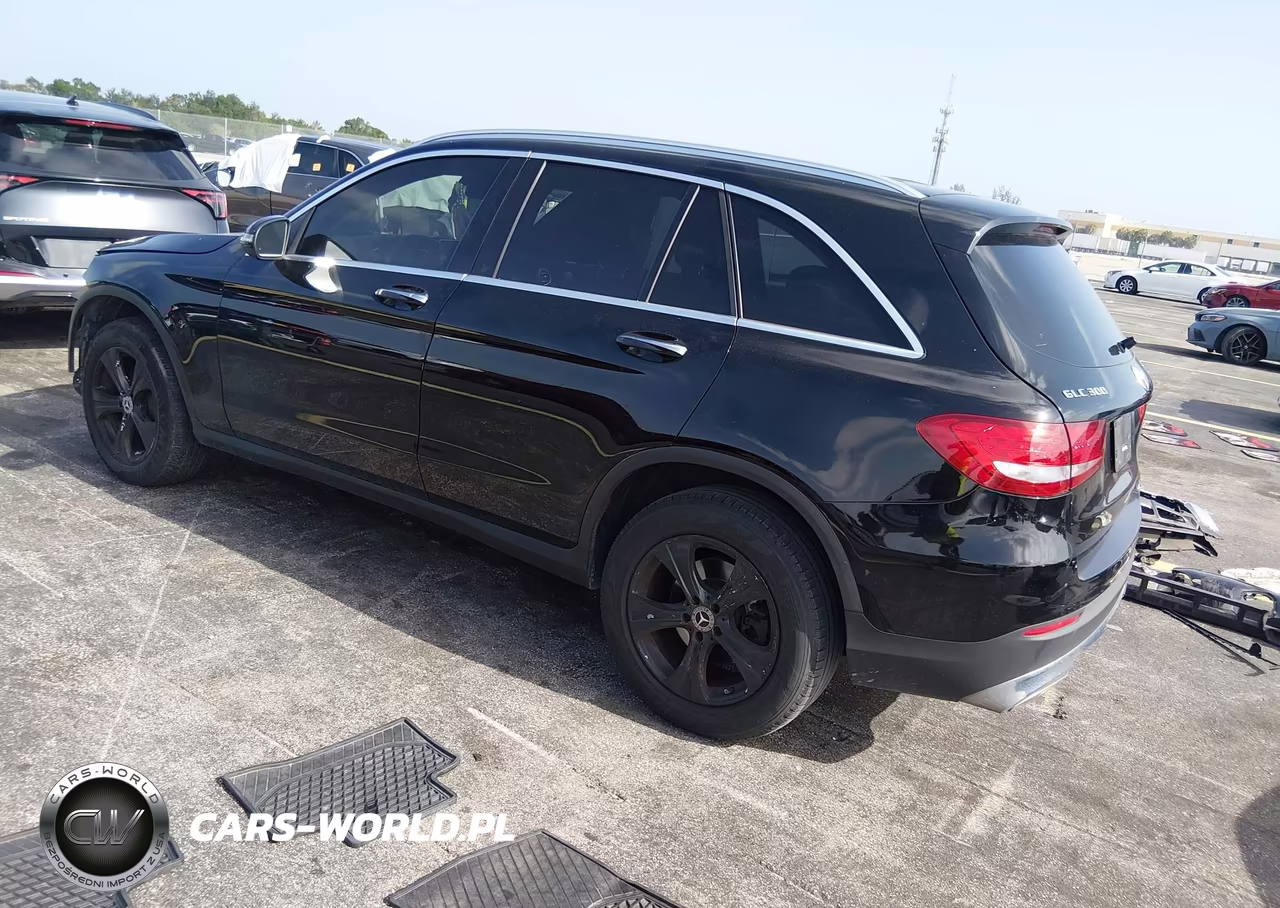 2018 Mercedes-Benz Glc 300 4Matic VIN:WDC0G4KB9JV071715 - 3