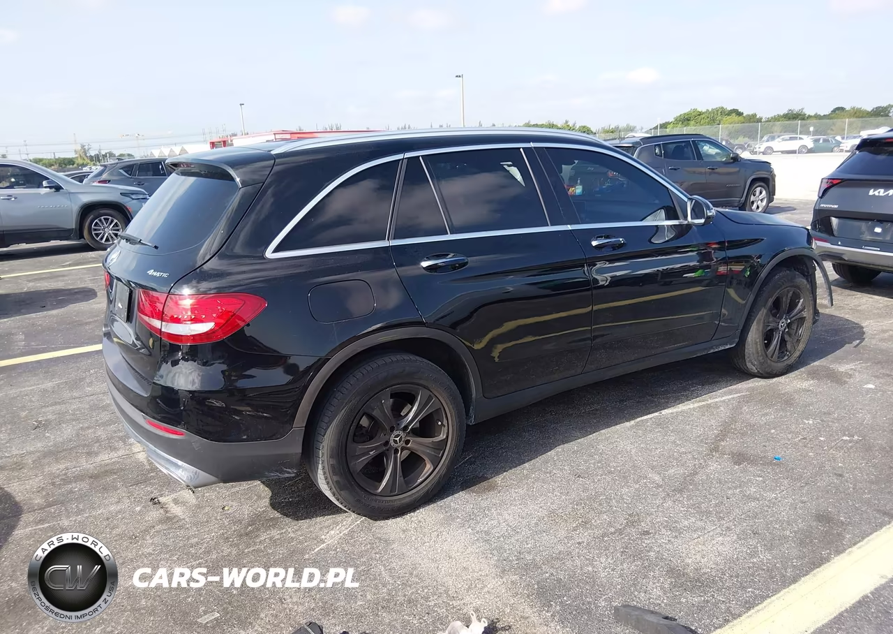 2018 Mercedes-Benz Glc 300 4Matic VIN:WDC0G4KB9JV071715 - 4