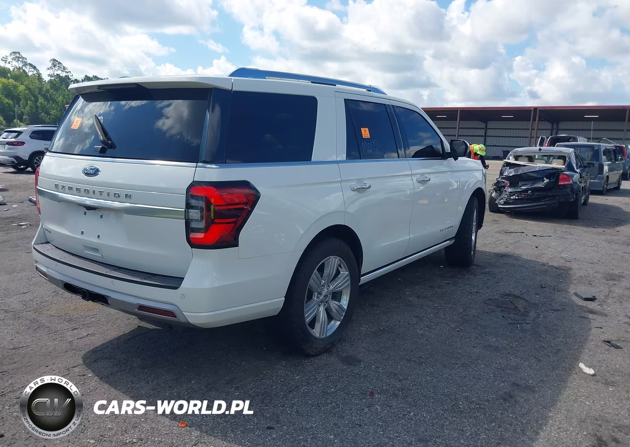 2023 Ford Expedition Platinum VIN:1FMJU1L81PEA35736 - 4