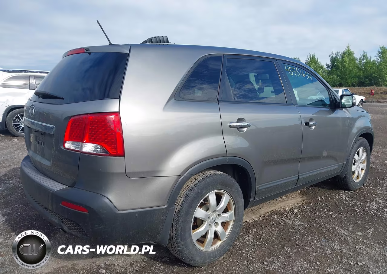 2012 Kia Sorento Lx VIN:5XYKT3A61CG301315 - 4