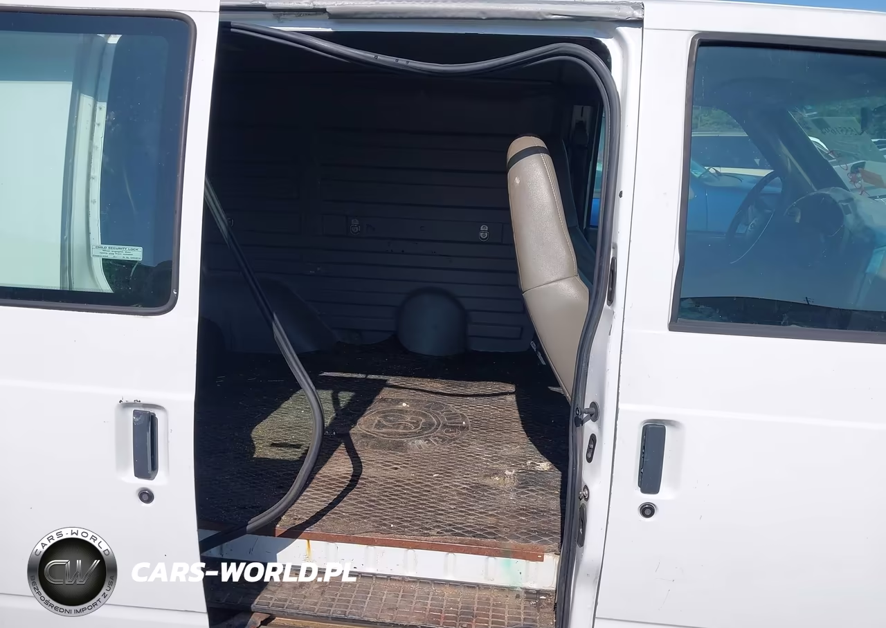 2000 Chevrolet Astro VIN:1GCDM19W8YB170609 - 8