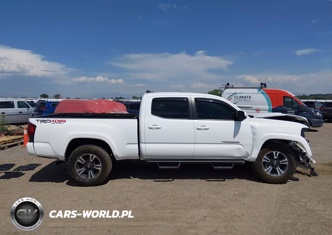 2018 Toyota Tacoma Trd Sport VIN:3TMDZ5BN4JM053988 - 13