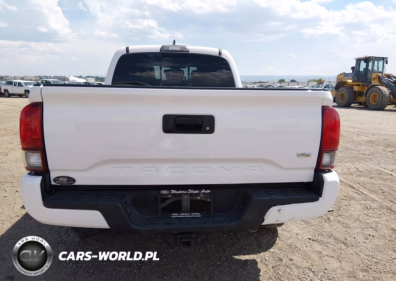 2018 Toyota Tacoma Trd Sport VIN:3TMDZ5BN4JM053988 - 16