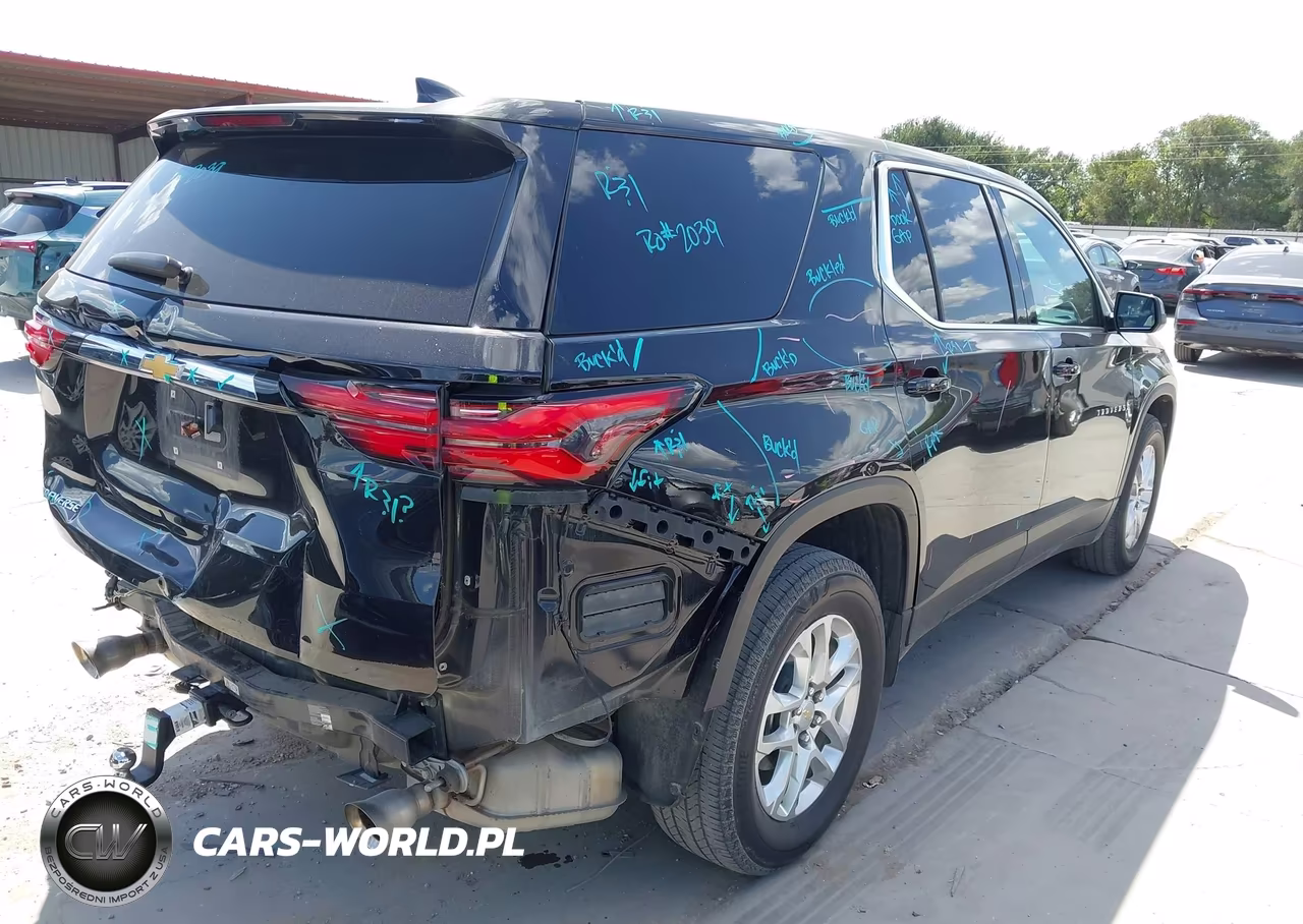2023 Chevrolet Traverse Fwd Ls VIN:1GNERFKW4PJ332678 - 4