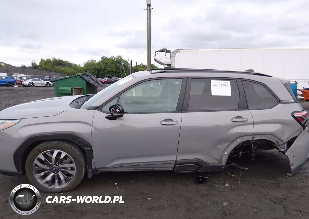 2026 Subaru Forester Touring VIN:4S4SLDT67T3005573 - 14