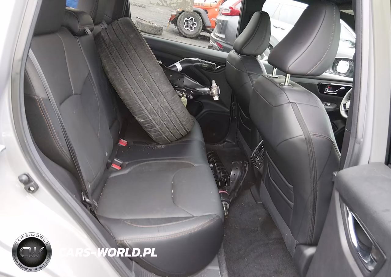 2026 Subaru Forester Touring VIN:4S4SLDT67T3005573 - 8
