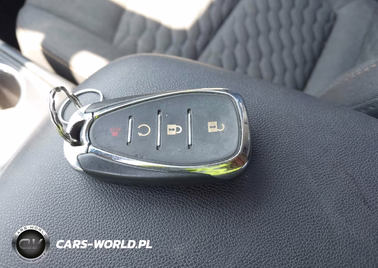 2020 Chevrolet Equinox Lt VIN:2GNAXKEV0L6141072 - 11
