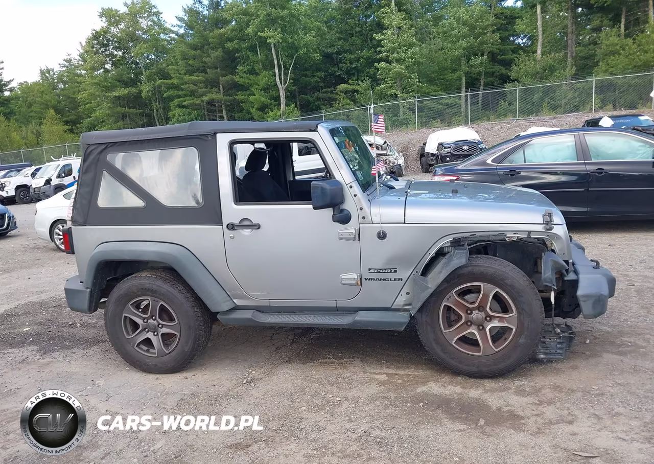 2015 Jeep Wrangler Sport VIN:1C4AJWAG0FL646193 - 14