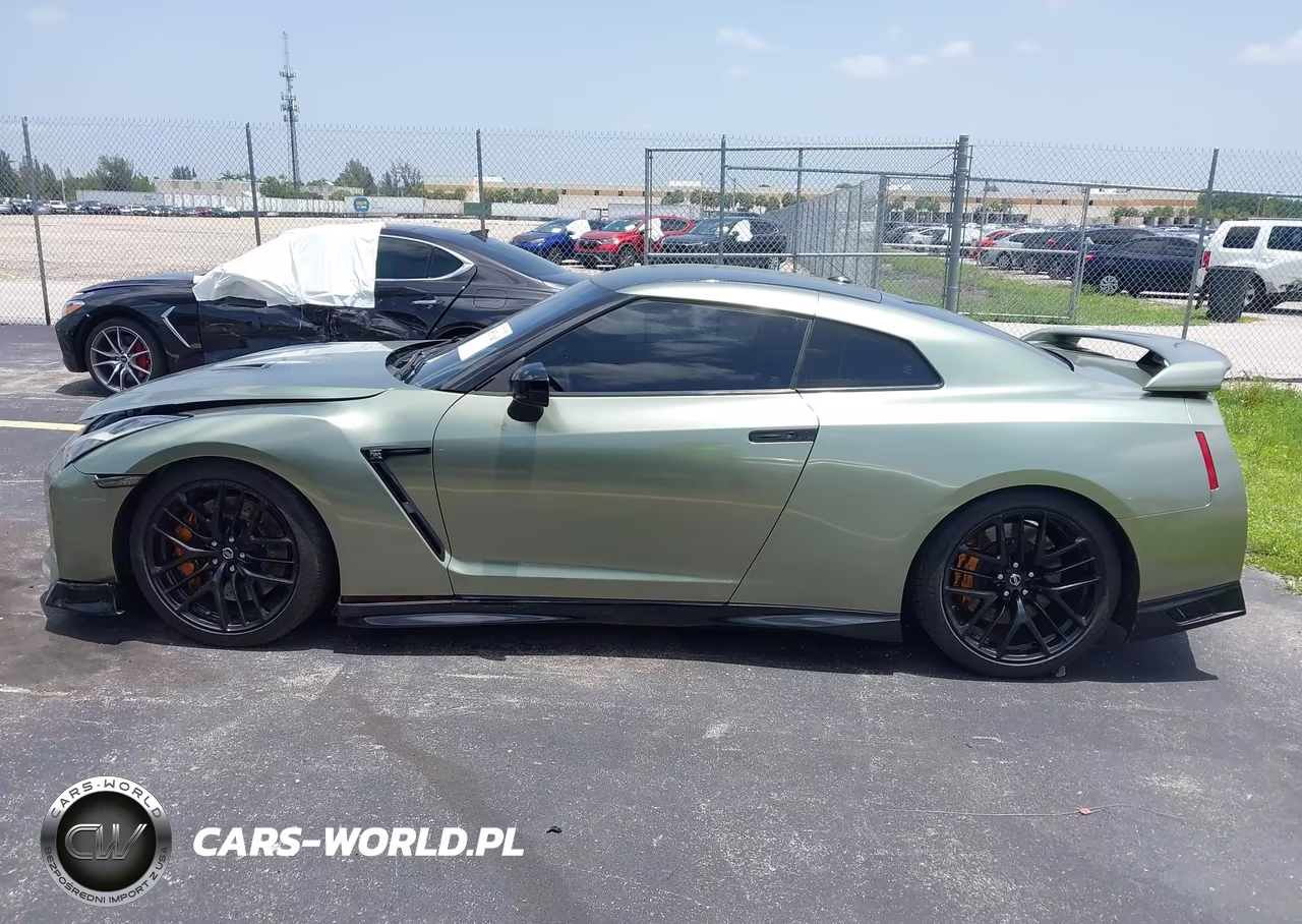 2017 Nissan Gt-R Premium VIN:JN1AR5EF6HM821163 - 15