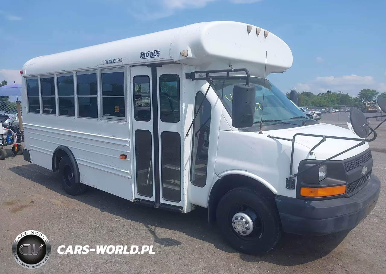 2006 Chevrolet Express Cutaway Work Van