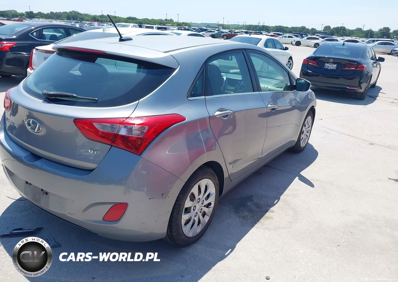 2016 Hyundai Elantra Gt VIN:KMHD35LH1GU252149 - 4