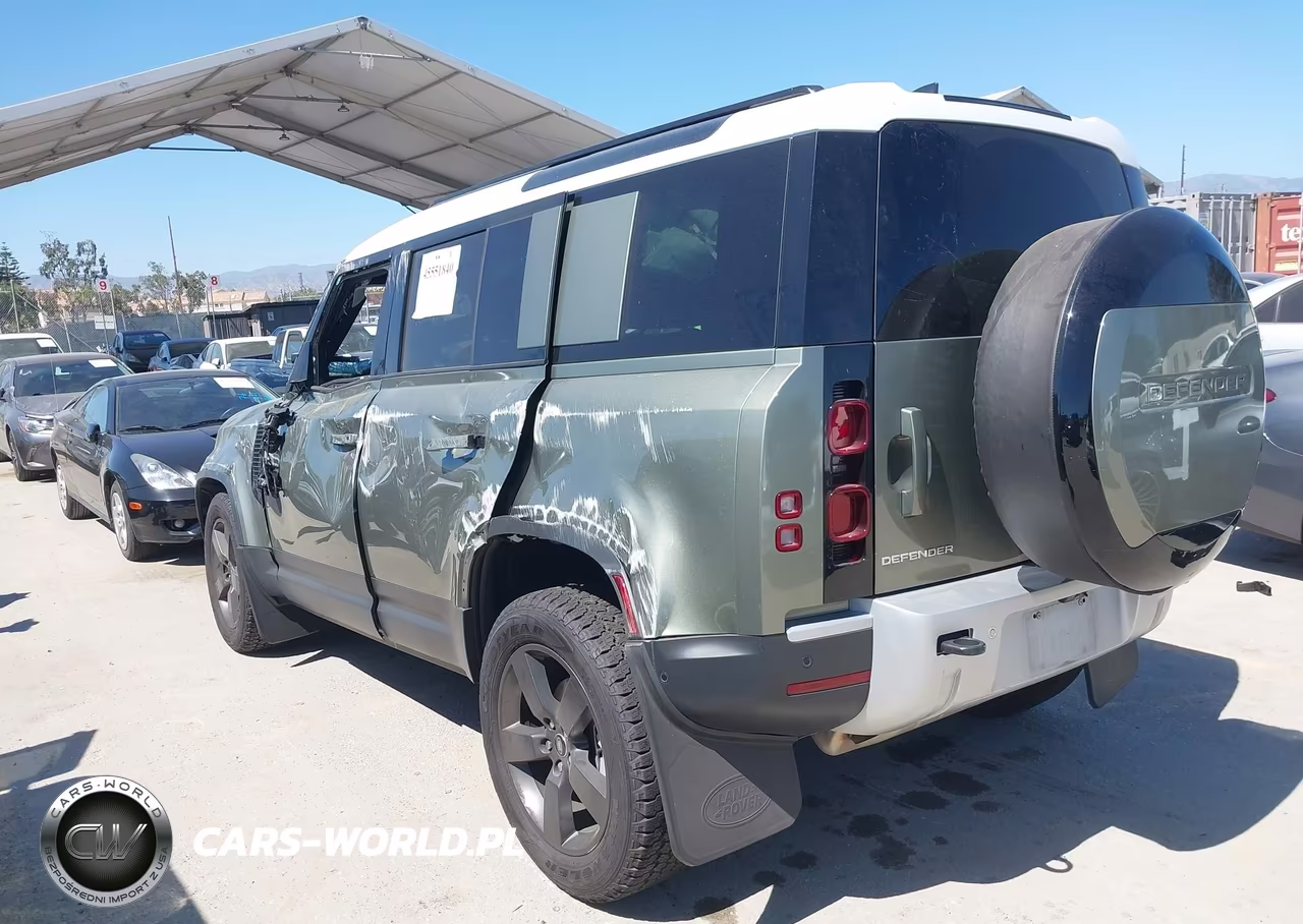 2025 Land Rover Defender 110 P300 VIN:SALEJ7EX7S2358844 - 3