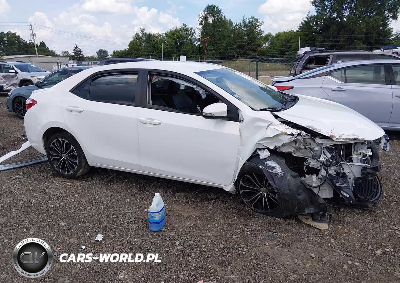 2015 Toyota Corolla S Plus VIN:2T1BURHE3FC232687 - 14