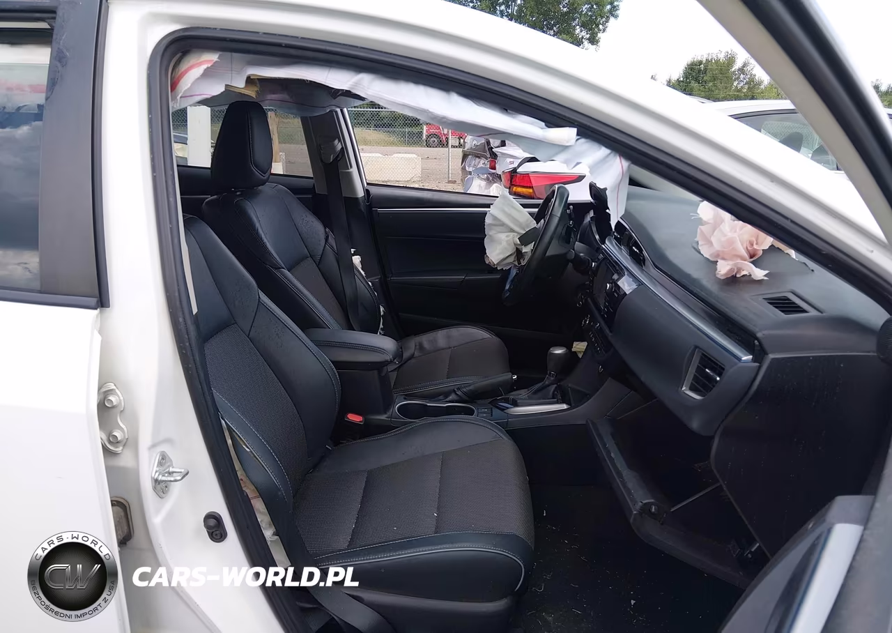 2015 Toyota Corolla S Plus VIN:2T1BURHE3FC232687 - 5