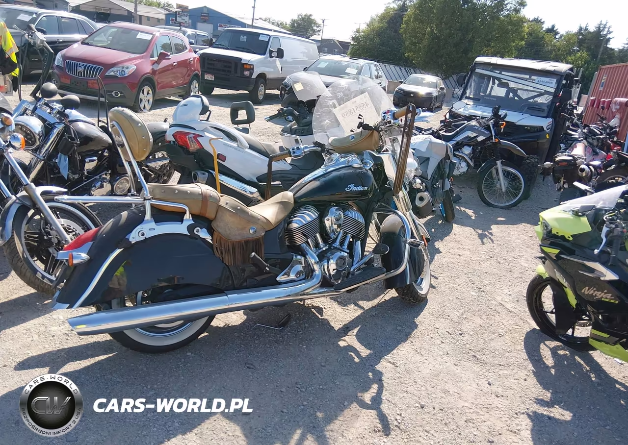 2014 Indian Motorcycle Co. Chief Vintage VIN:56KCCVAA6E3311022 - 4