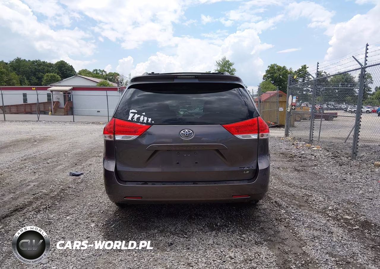 2012 Toyota Sienna Le V6 8 Passenger VIN:5TDKK3DC6CS258436 - 16