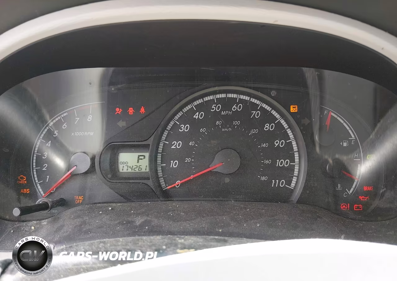 2012 Toyota Sienna Le V6 8 Passenger VIN:5TDKK3DC6CS258436 - 7
