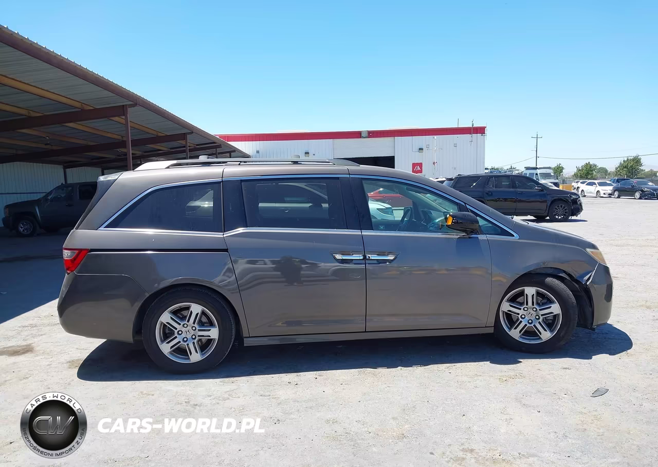 2011 Honda Odyssey Touring-Touring Elite VIN:5FNRL5H93BB056629 - 13