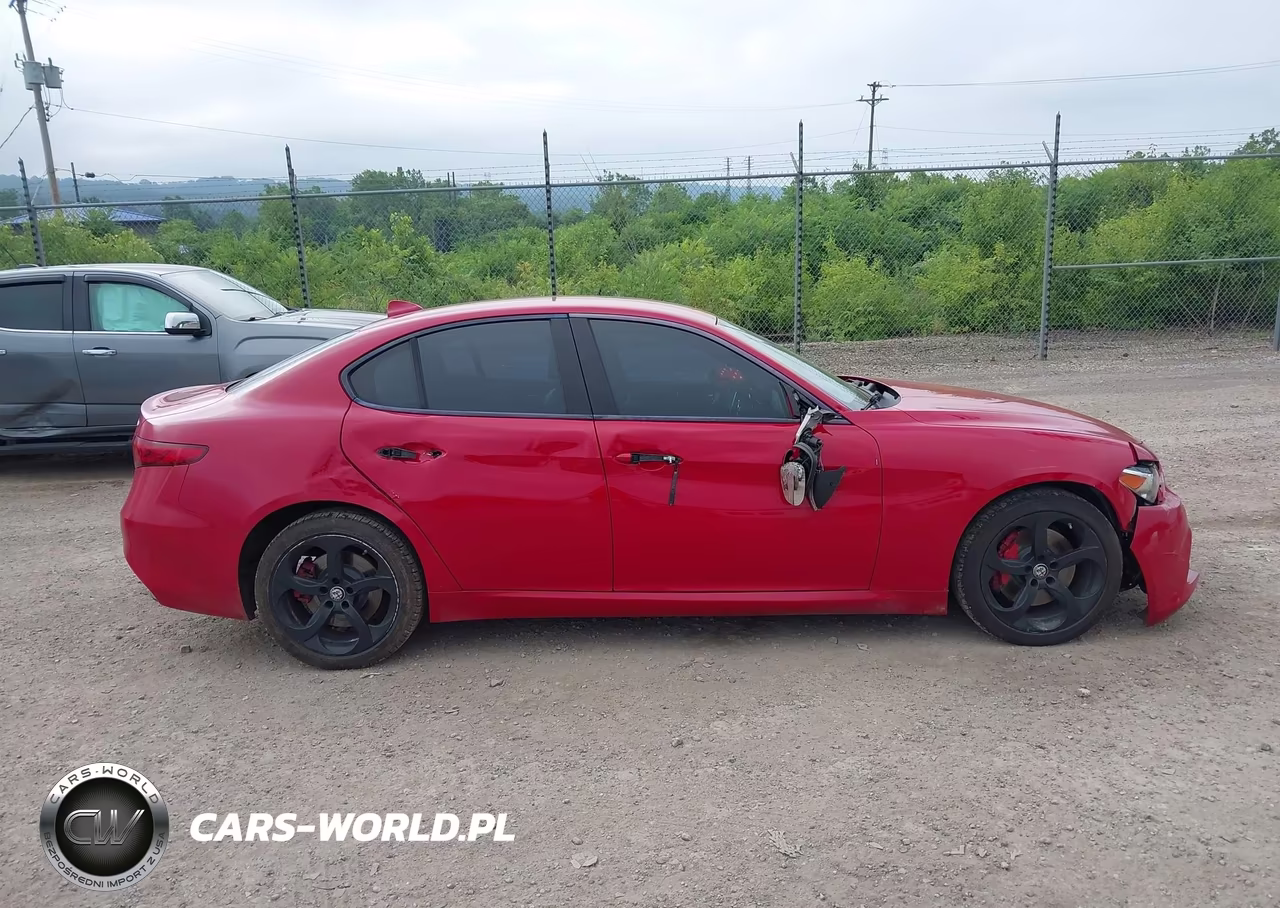 2017 Alfa Romeo Giulia Awd VIN:ZARFAEDNXH7540846 - 13