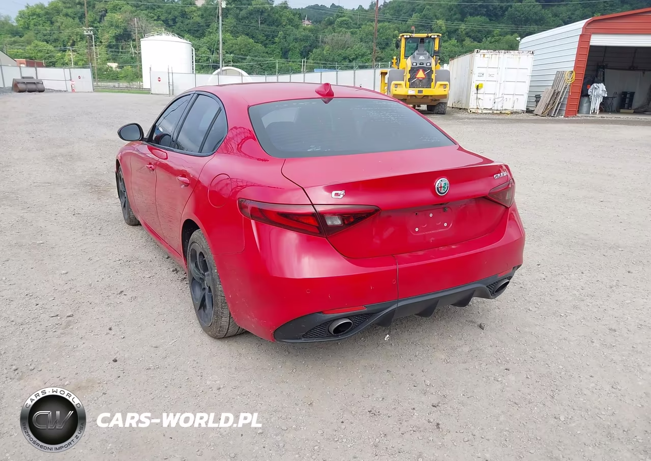 2017 Alfa Romeo Giulia Awd VIN:ZARFAEDNXH7540846 - 3