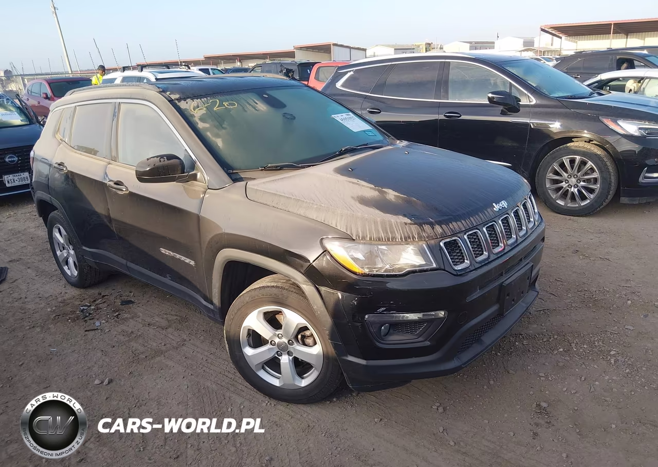 2019 Jeep Compass Latitude 4X4 – zdjęcie 1 z 17