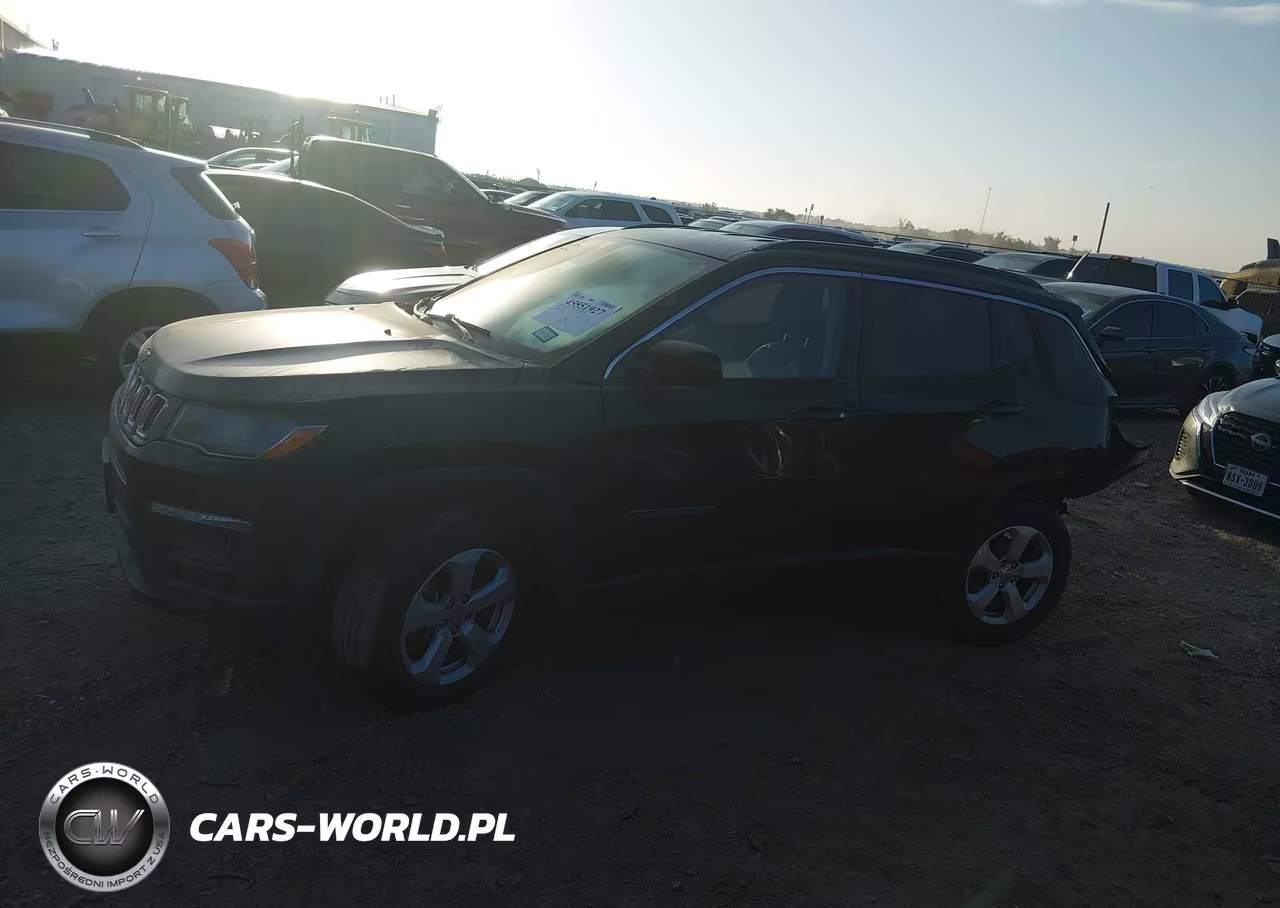 2019 Jeep Compass Latitude 4X4 VIN:3C4NJDBB3KT595456 - 15