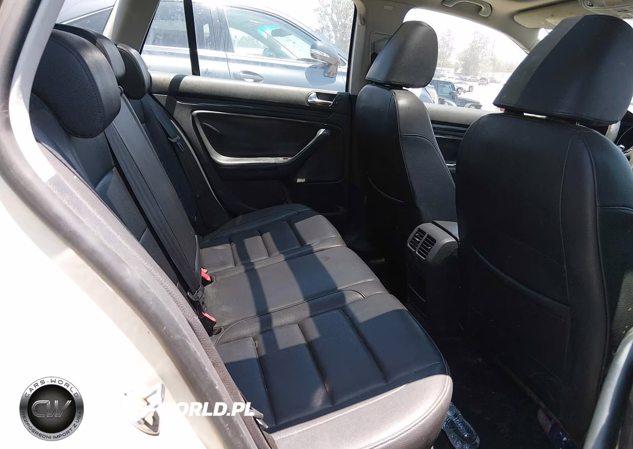 2010 Volkswagen Jetta Se VIN:3VWTZ7AJ5AM692495 - 8