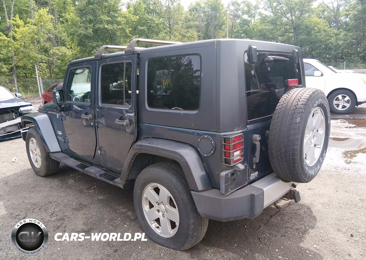 2008 Jeep Wrangler Unlimited Sahara VIN:1J8GA59198L532578 - 3