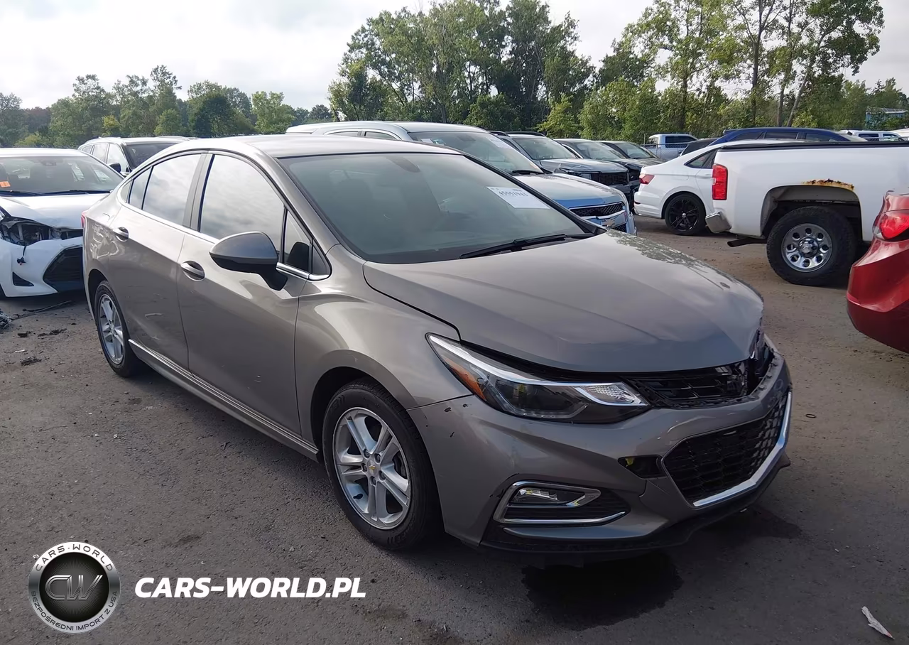 2017 Chevrolet Cruze Lt Auto – zdjęcie 1 z 16
