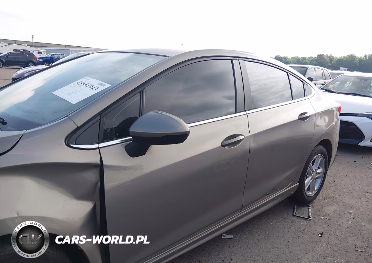 2017 Chevrolet Cruze Lt Auto VIN:1G1BE5SM1H7158088 - 14
