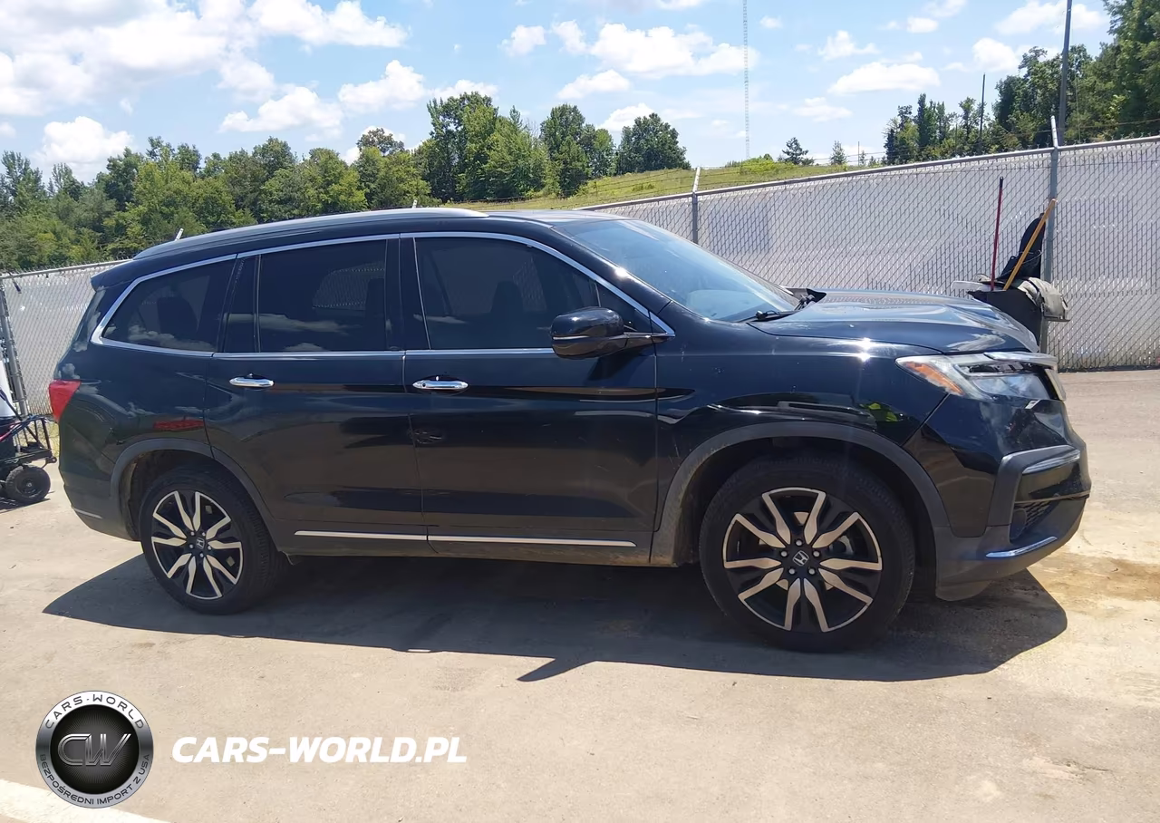2019 Honda Pilot Touring VIN:5FNYF5H64KB042957 - 13