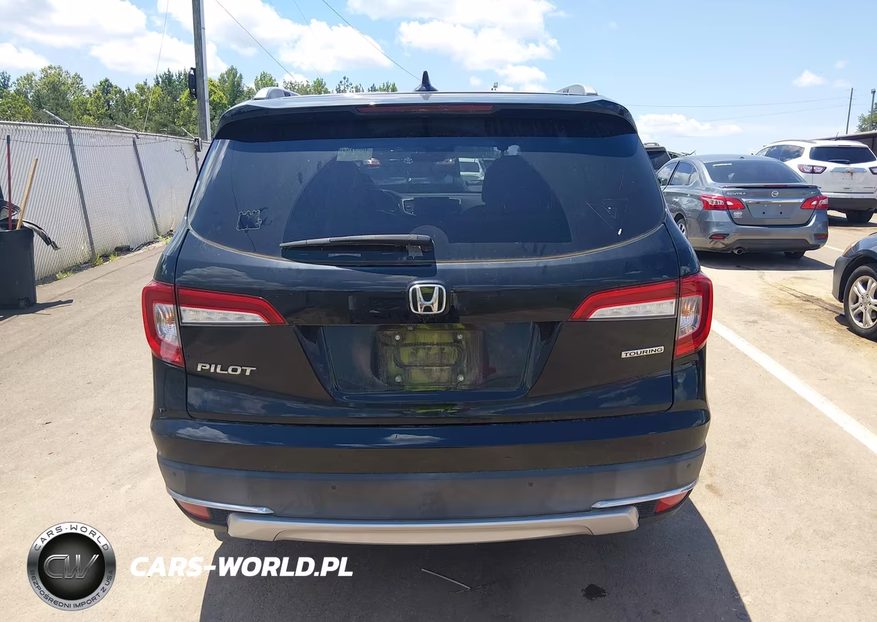 2019 Honda Pilot Touring VIN:5FNYF5H64KB042957 - 16