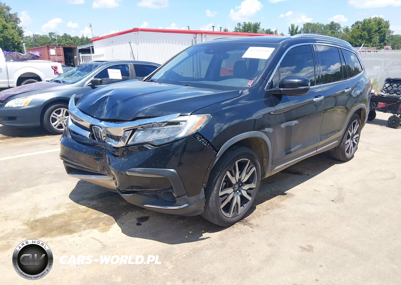 2019 Honda Pilot Touring VIN:5FNYF5H64KB042957 - 18