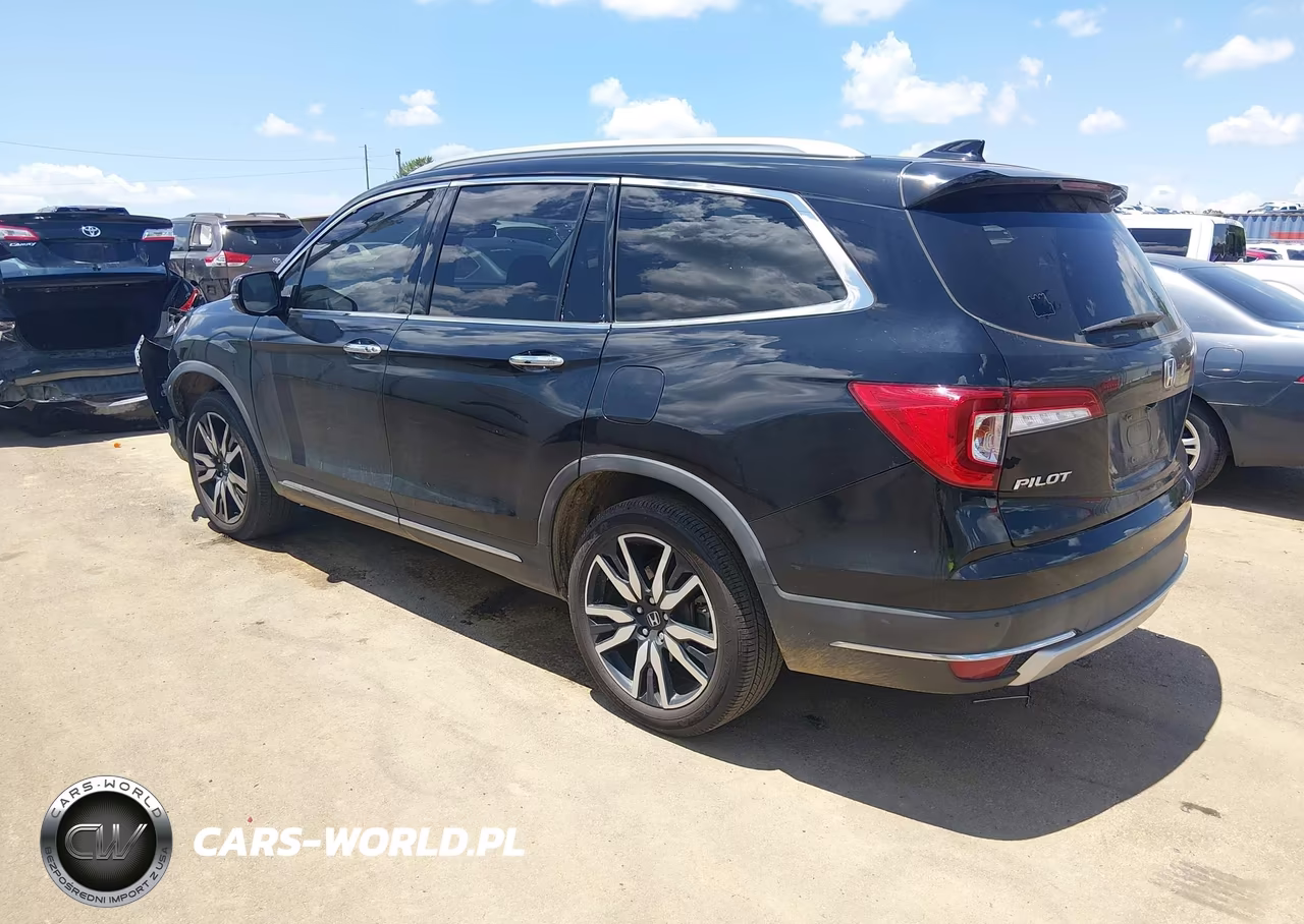 2019 Honda Pilot Touring VIN:5FNYF5H64KB042957 - 3