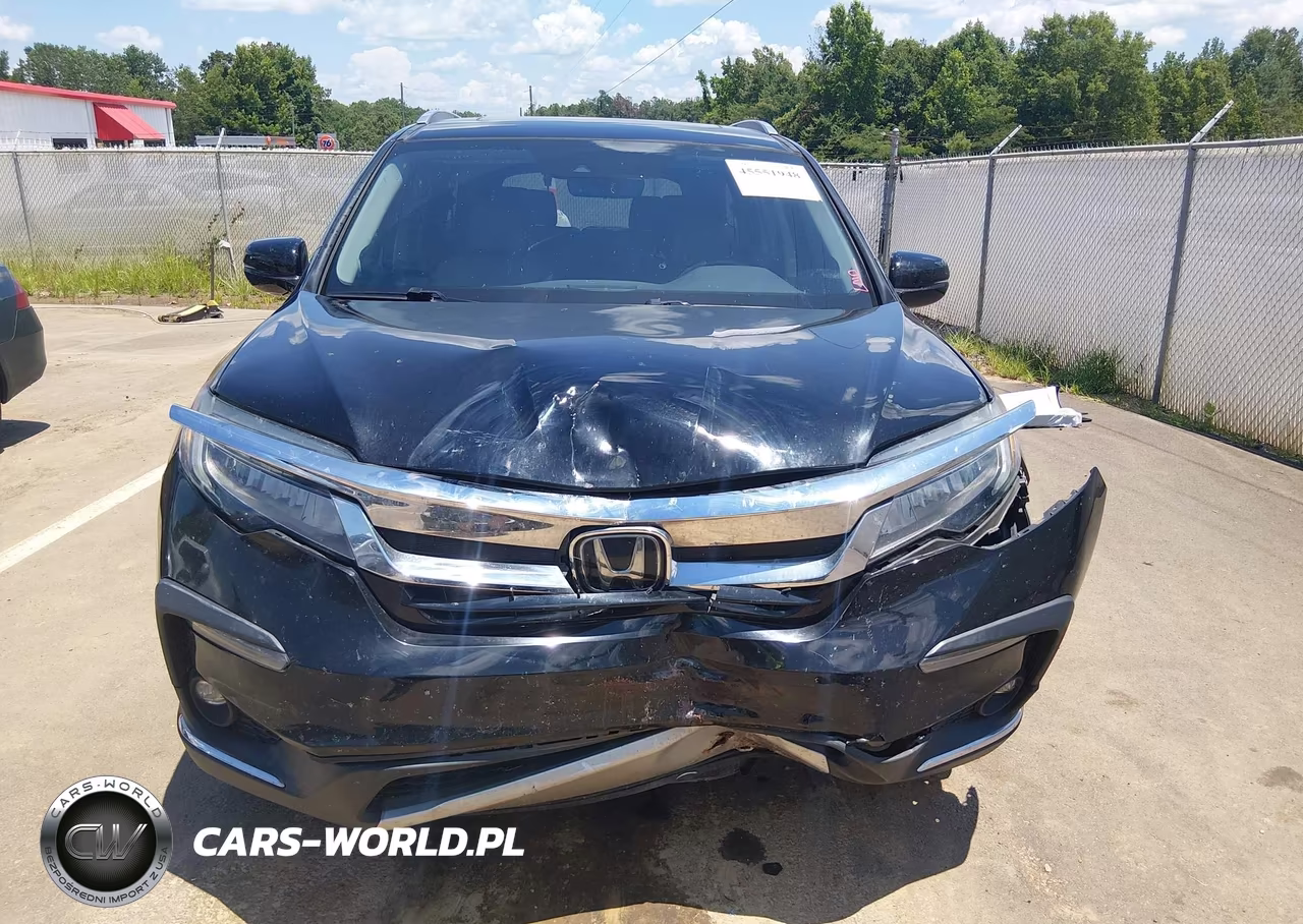 2019 Honda Pilot Touring VIN:5FNYF5H64KB042957 - 6