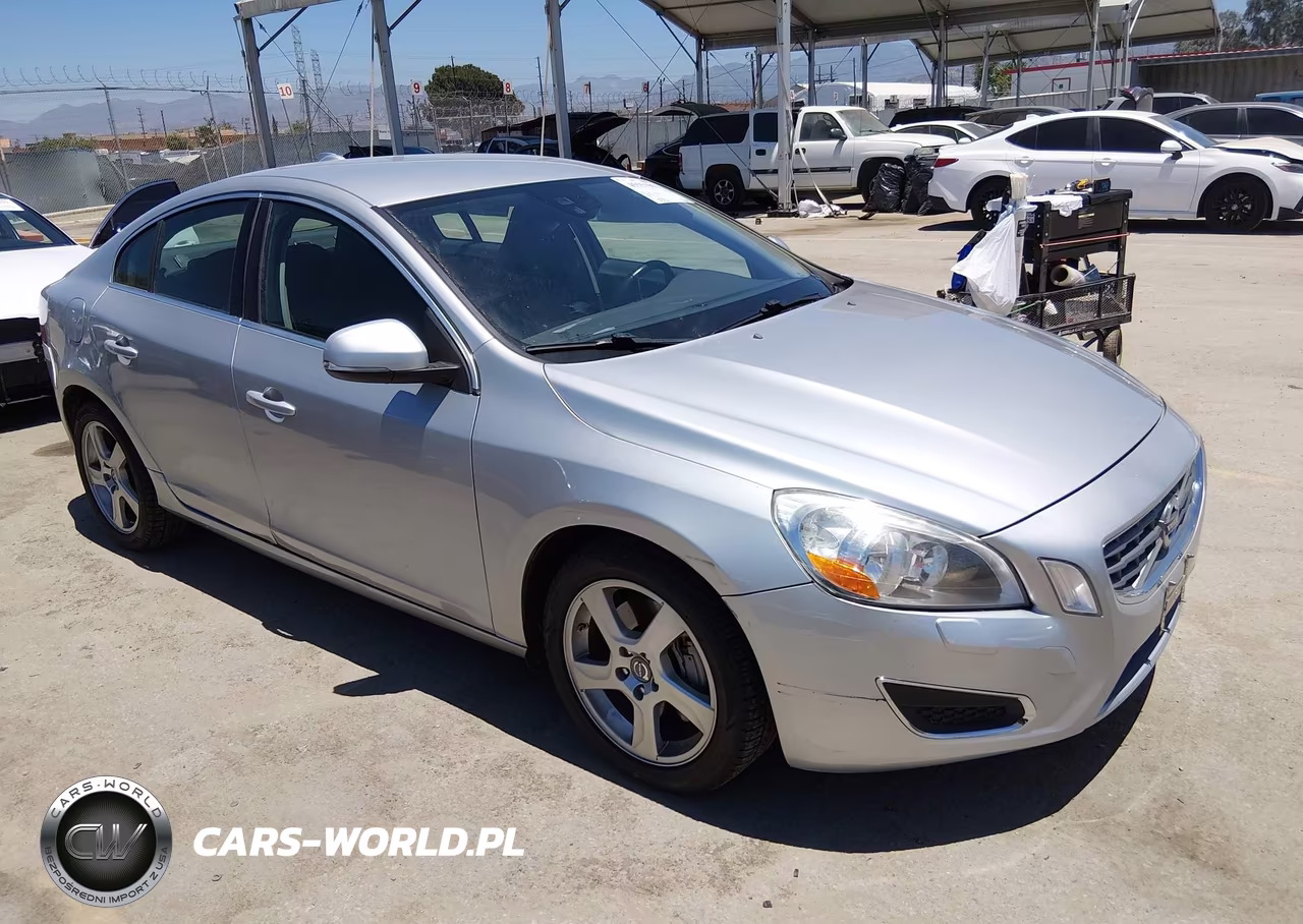 2013 Volvo S60 T5-T5 Platinum-T5 Premier-T5 Premier Plus