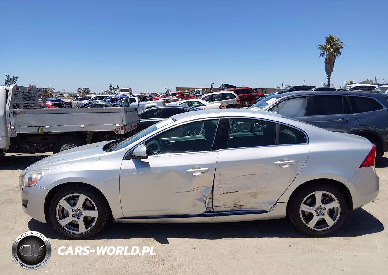 2013 Volvo S60 T5-T5 Platinum-T5 Premier-T5 Premier Plus VIN:YV1612FS9D1231260 - 13
