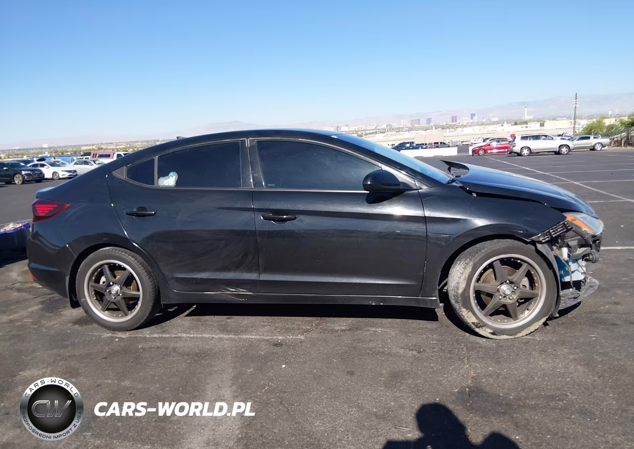 2020 Hyundai Elantra Sel VIN:5NPD84LF9LH497381 - 14