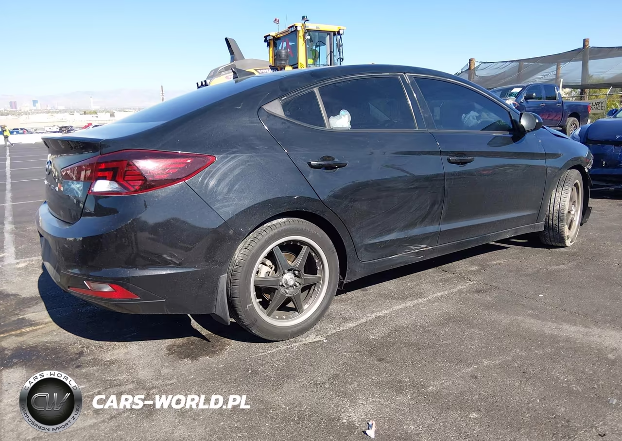 2020 Hyundai Elantra Sel VIN:5NPD84LF9LH497381 - 4