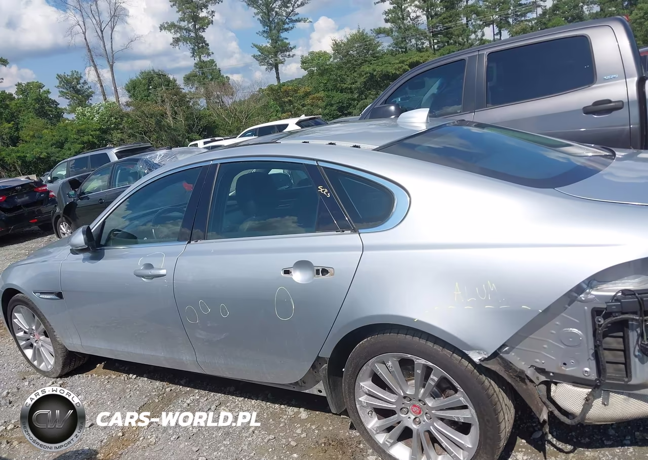 2019 Jaguar Xf 30T Premium VIN:SAJBD4GX8KCY76454 - 14