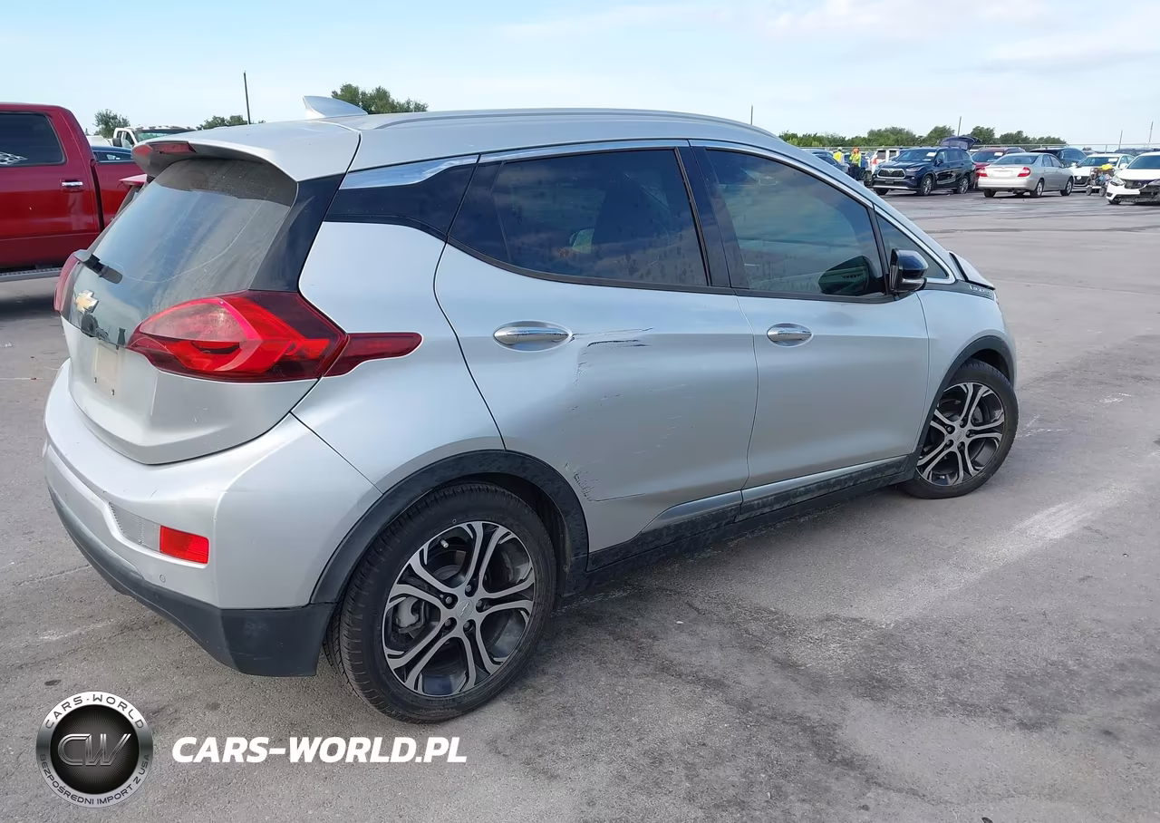 2017 Chevrolet Bolt Ev Premier VIN:1G1FX6S0XH4180350 - 4