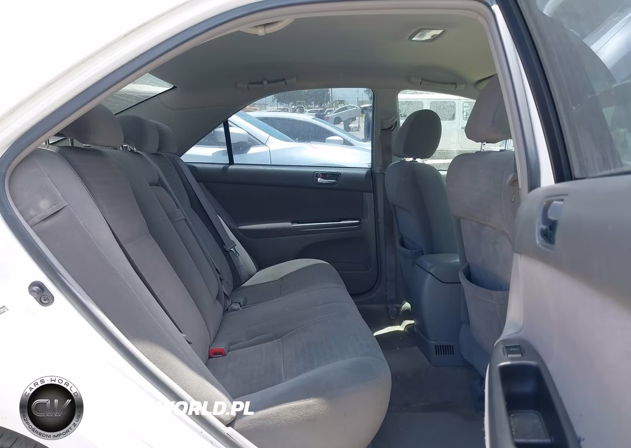 2005 Toyota Camry Le VIN:4T1BE32K25U025200 - 8