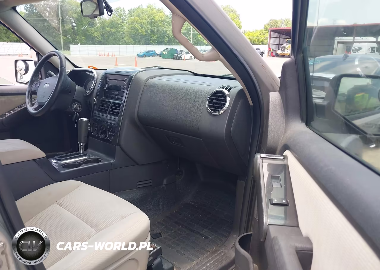 2008 Ford Explorer Sport Trac Xlt VIN:1FMEU31E88UB26807 - 5