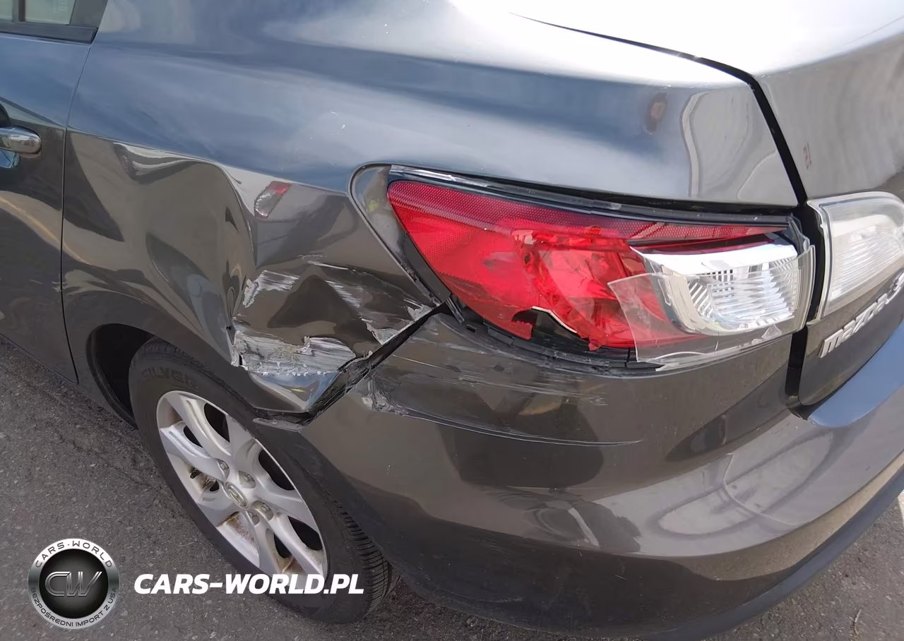 2011 Mazda Mazda3 I Touring VIN:JM1BL1VG2B1491728 - 6