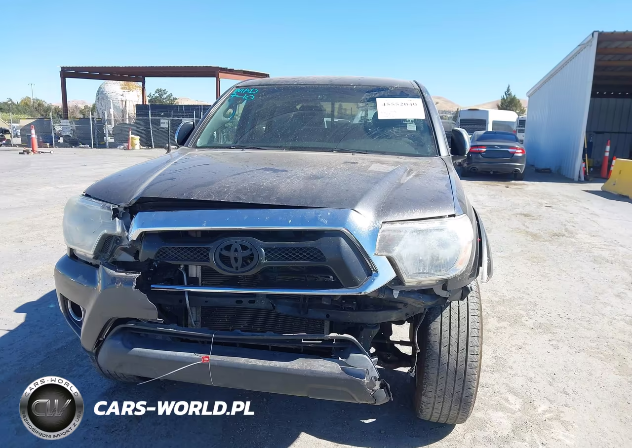 2015 Toyota Tacoma Prerunner V6 VIN:3TMKU4HN7FM045205 - 13